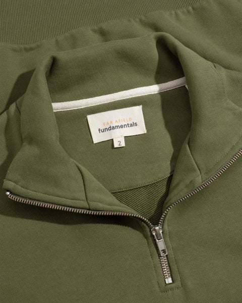 Far Afield AFSWFUND04 Funnel Neck Sweatshirt In Green