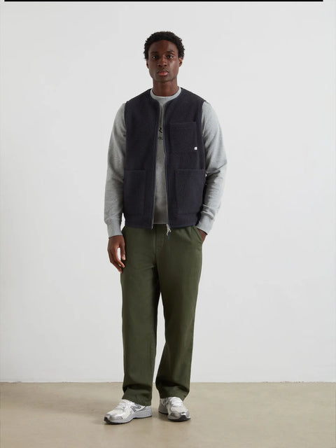 Farah F4KFF017 Abbott Gilet - F Tab In True Navy