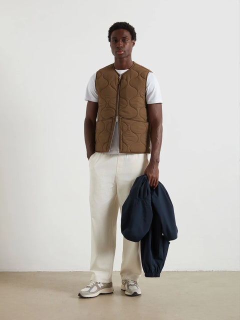 Farah F4RFF032 Campbell Vest Gilet In Clove Brown