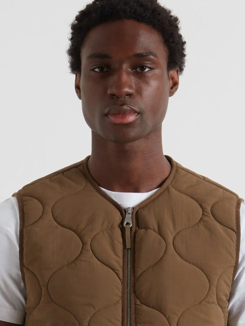 Farah F4RFF032 Campbell Vest Gilet In Clove Brown