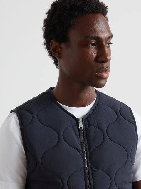 Farah F4RFF032 Campbell Vest Gilet In True Navy