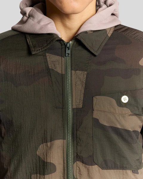 Lyle & Scott LW2318V Insulated Camoflage Overshirt In Grey Taupe