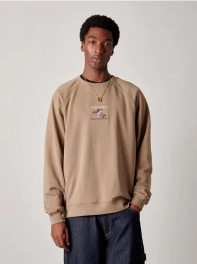 Penfield PFD0688-N91 Embroidered Trout Raglan LB Crew Lead Gray