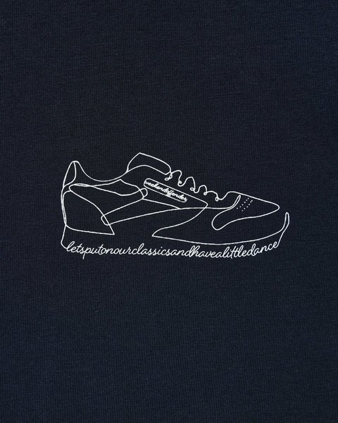 Weekend Offender Classicus Graphic Tee In Navy