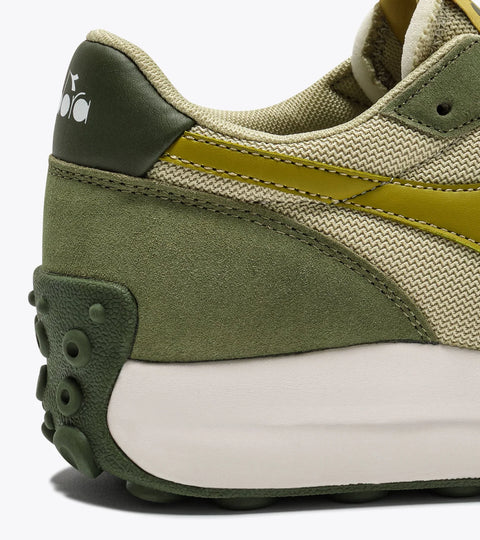 Diadora Race NY In Green Loden