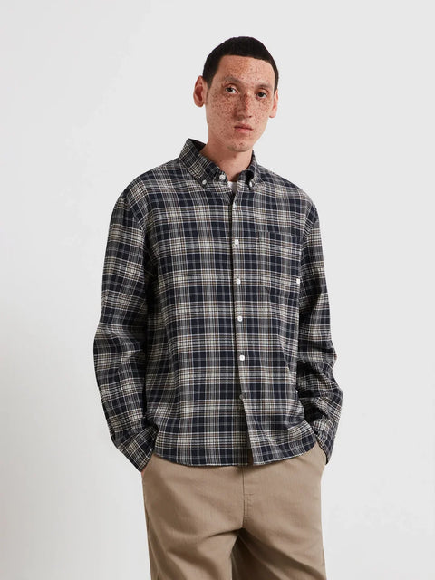 Farah F4WSG034 Sands Ls Check Shirt - F Tab In True Navy