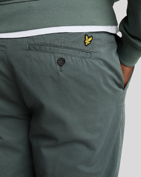 Lyle & Scott SH2214V Chino Short In Green Mercurial