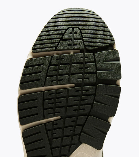 Diadora Myzar In Green Deep Depths