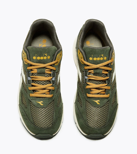 Diadora Myzar In Green Deep Depths