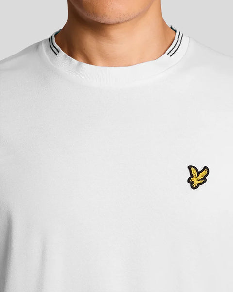 Lyle & Scott TS2405V Fine Tipped T-Shirt In Y162 White/Everglade