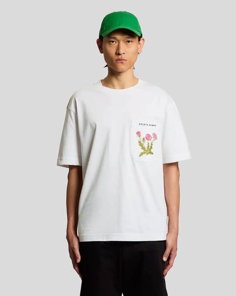 Lyle & Scott TS2415V Floral Embroidered T-shirt In 626 White