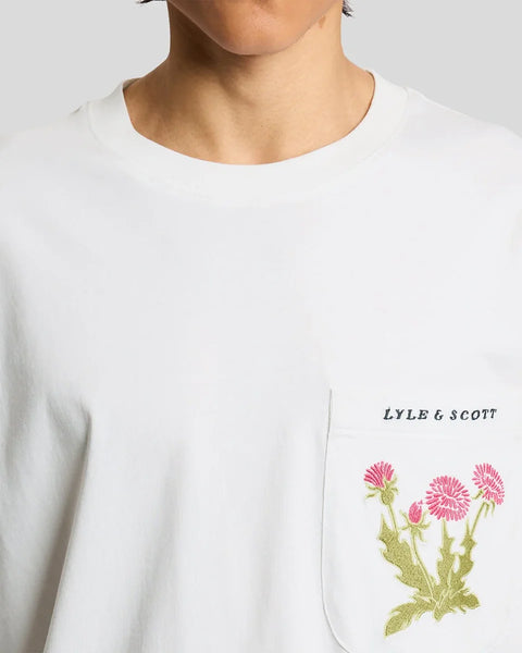 Lyle & Scott TS2415V Floral Embroidered T-shirt In 626 White